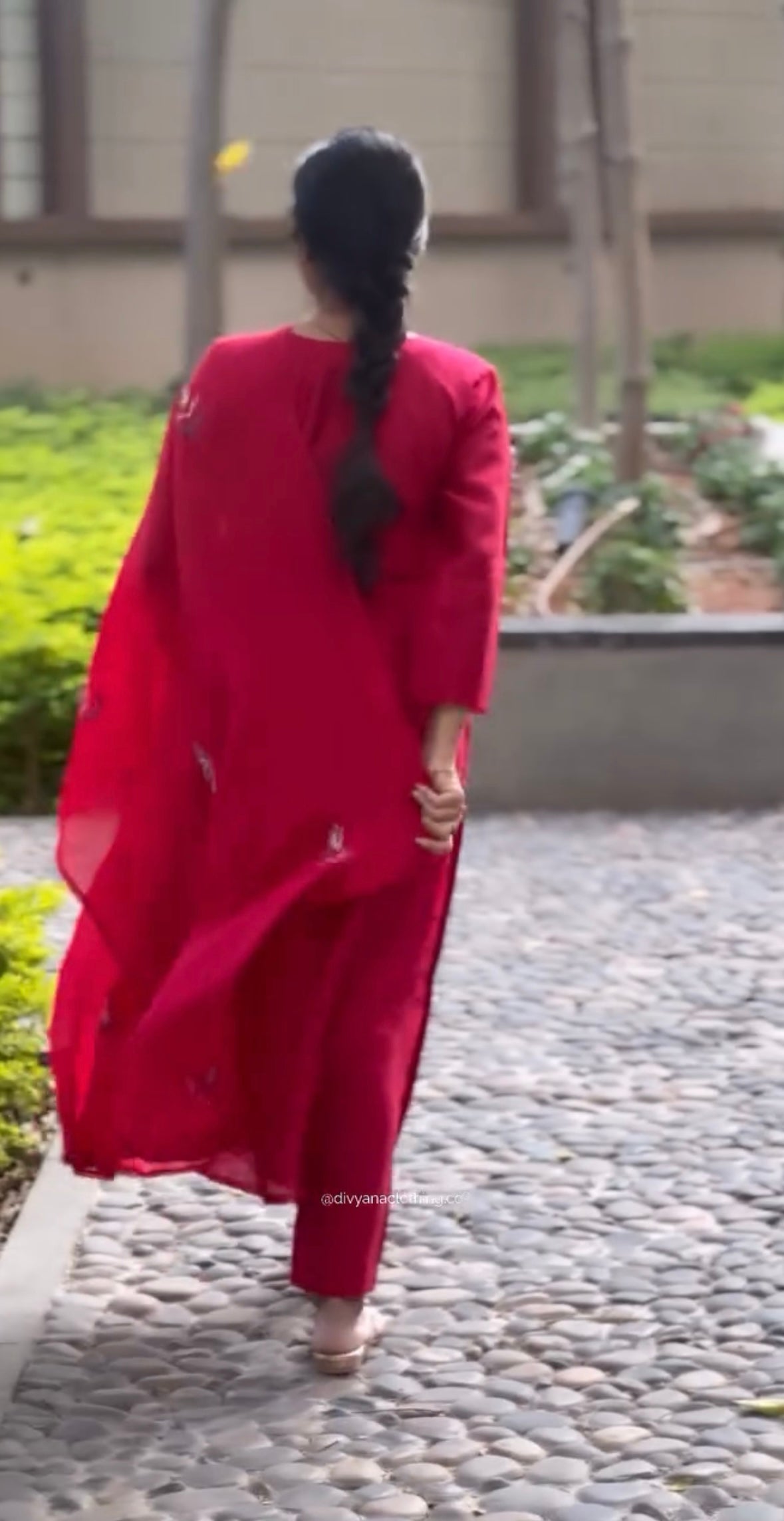 Kaluva cotton silk embroided set