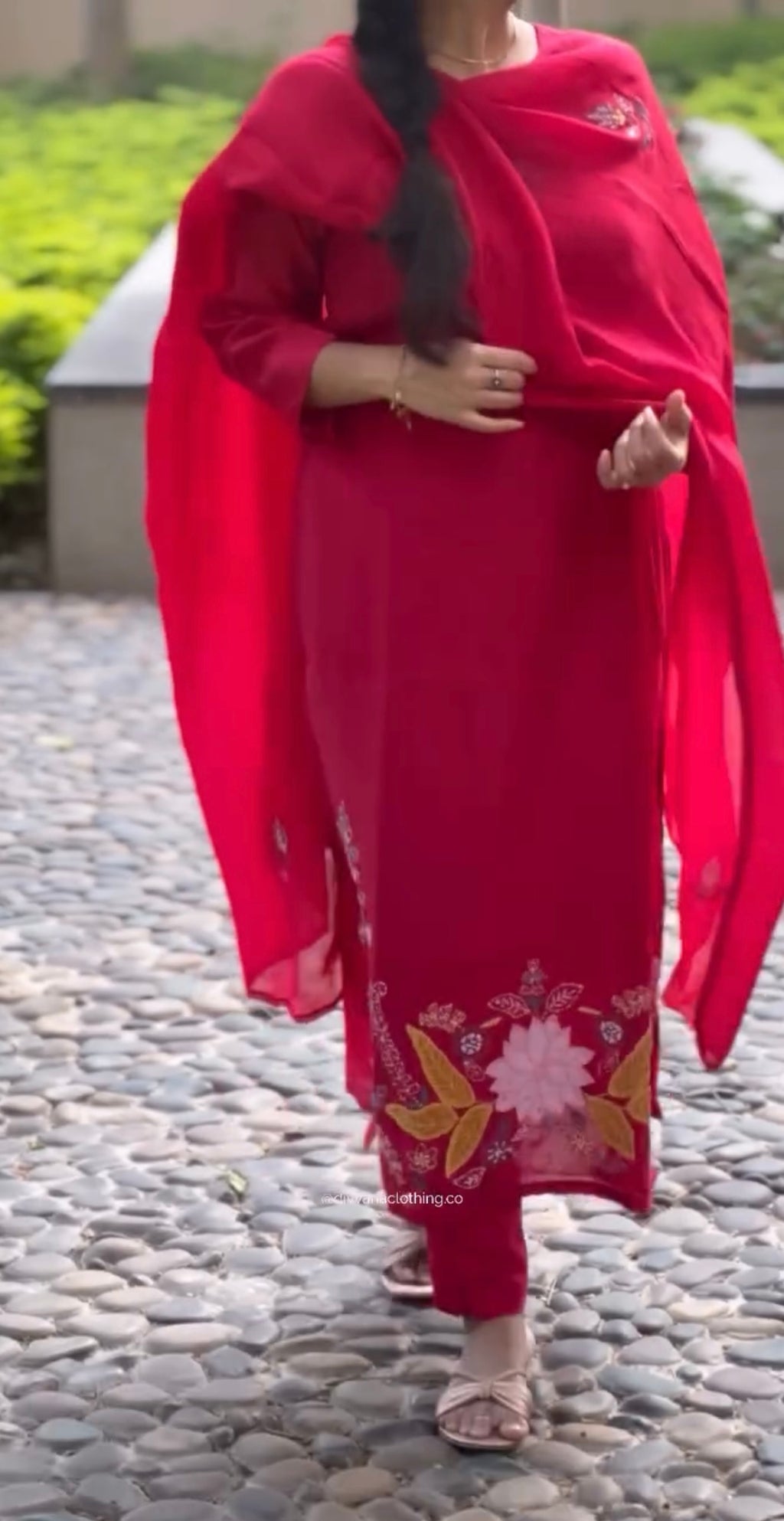 Kaluva cotton silk embroided set