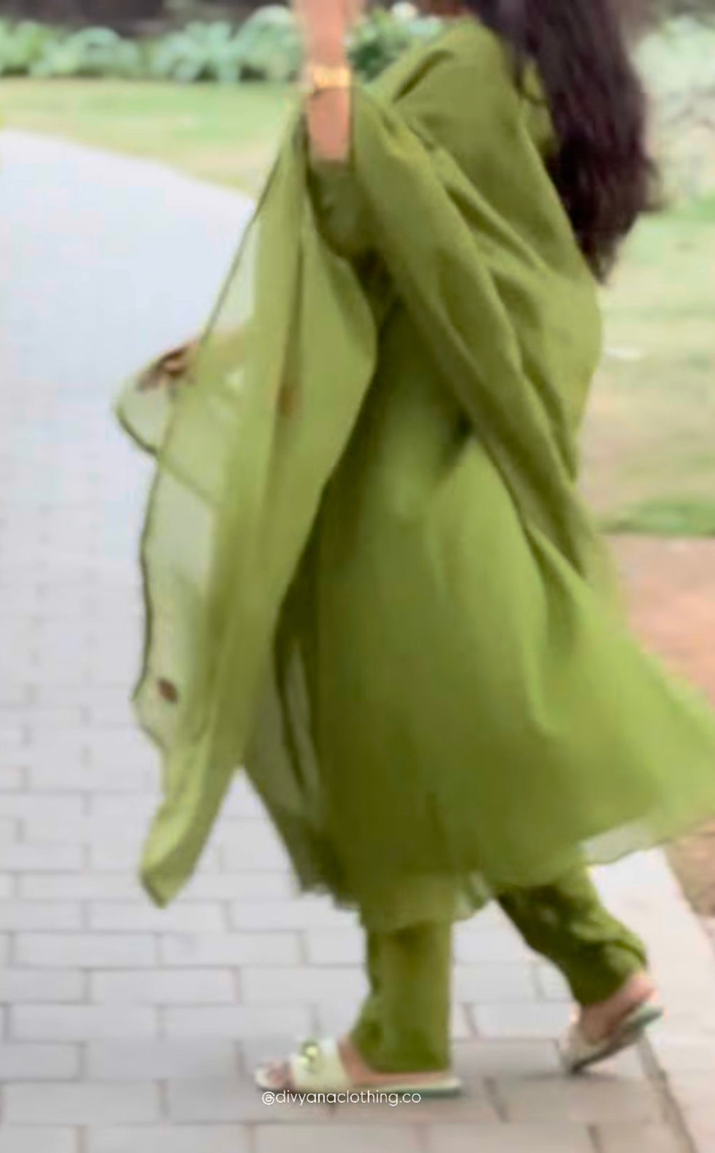 Green kota doria embroided set