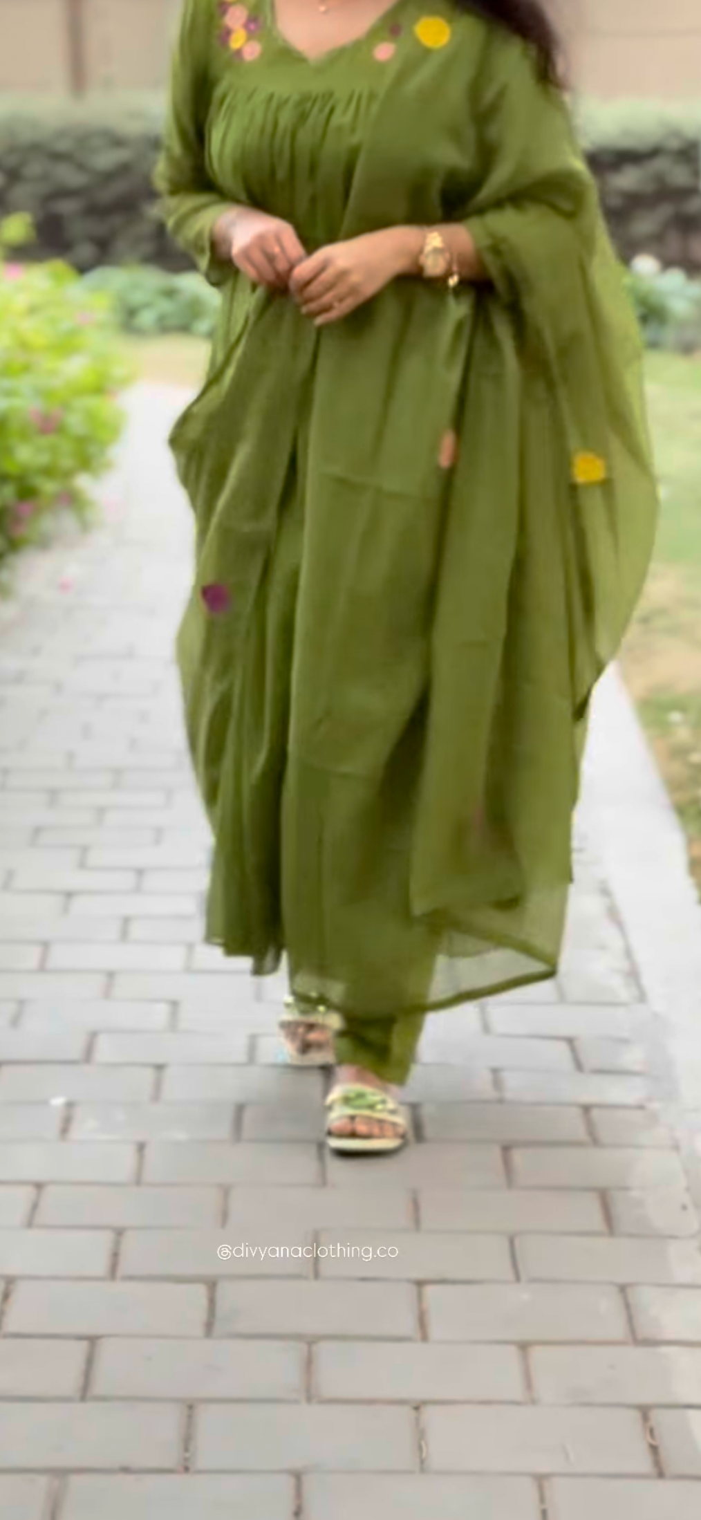 Green kota doria embroided set