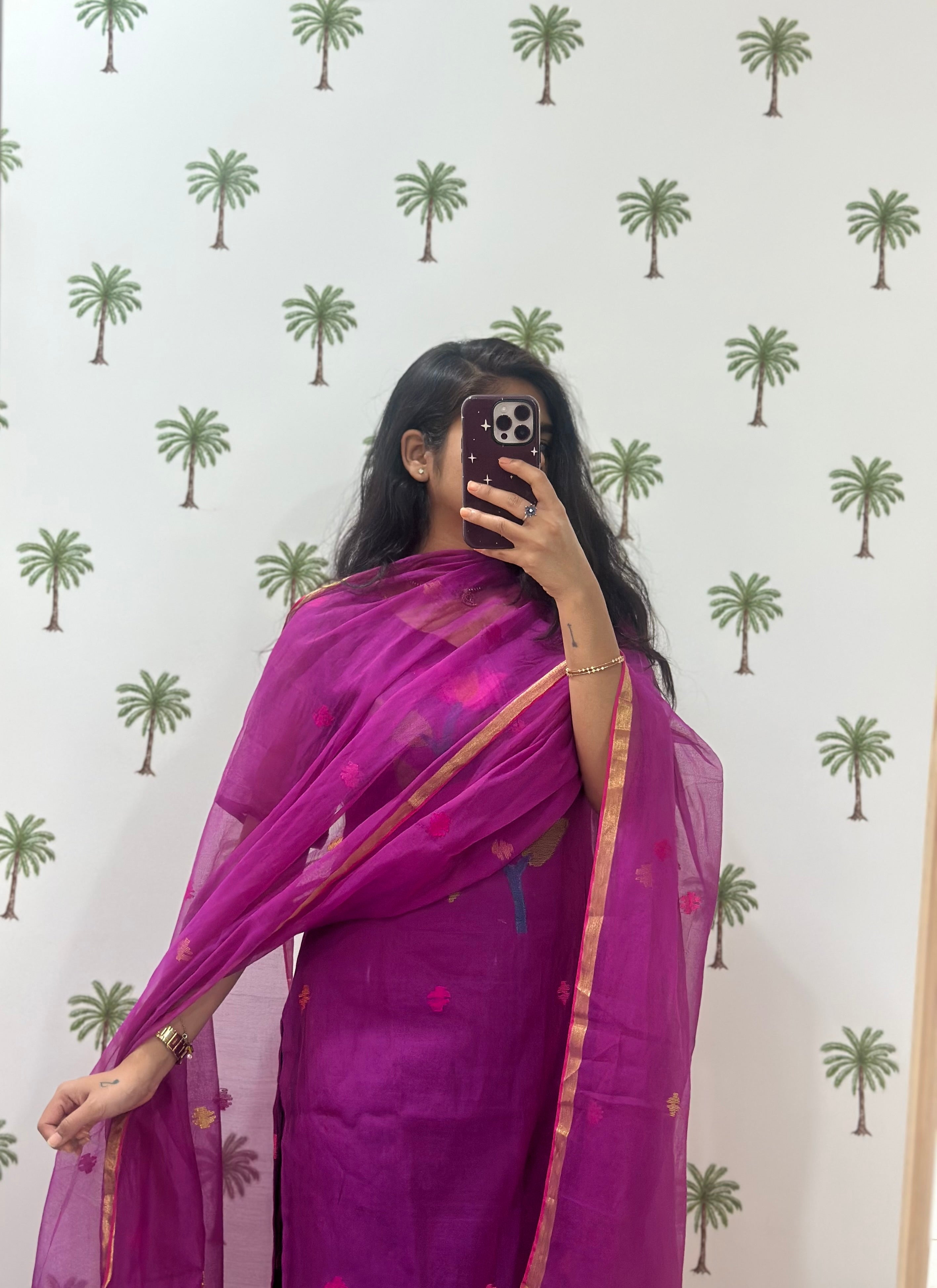 Kushboo lotus jamdhani silk set