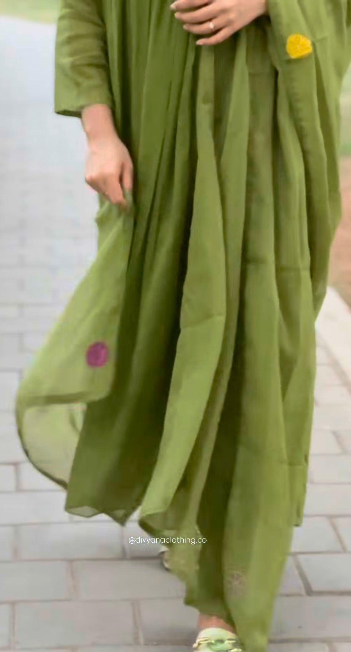 Green kota doria embroided set